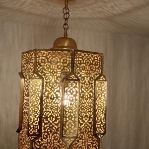 Traditional copper pendant light
